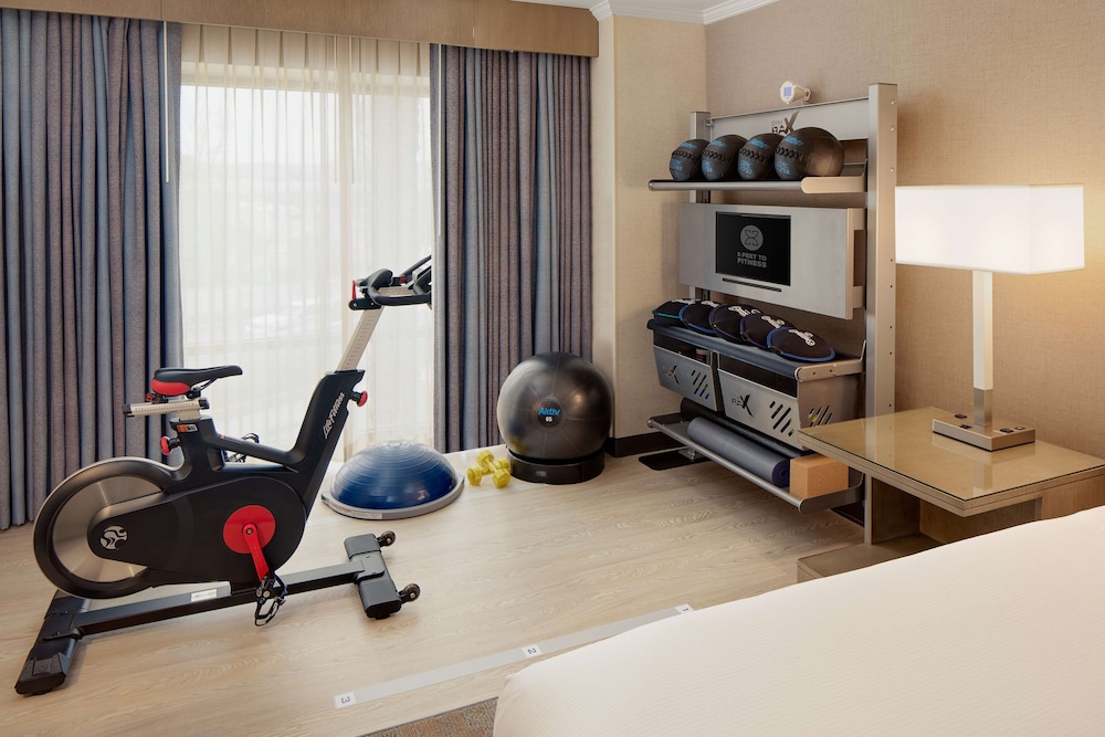 Room, 1 King Bed (Fitness Room) - Photo 2
