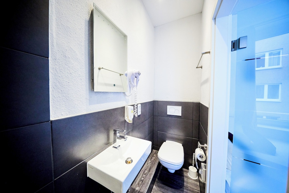 Double Room Large - Photo 4