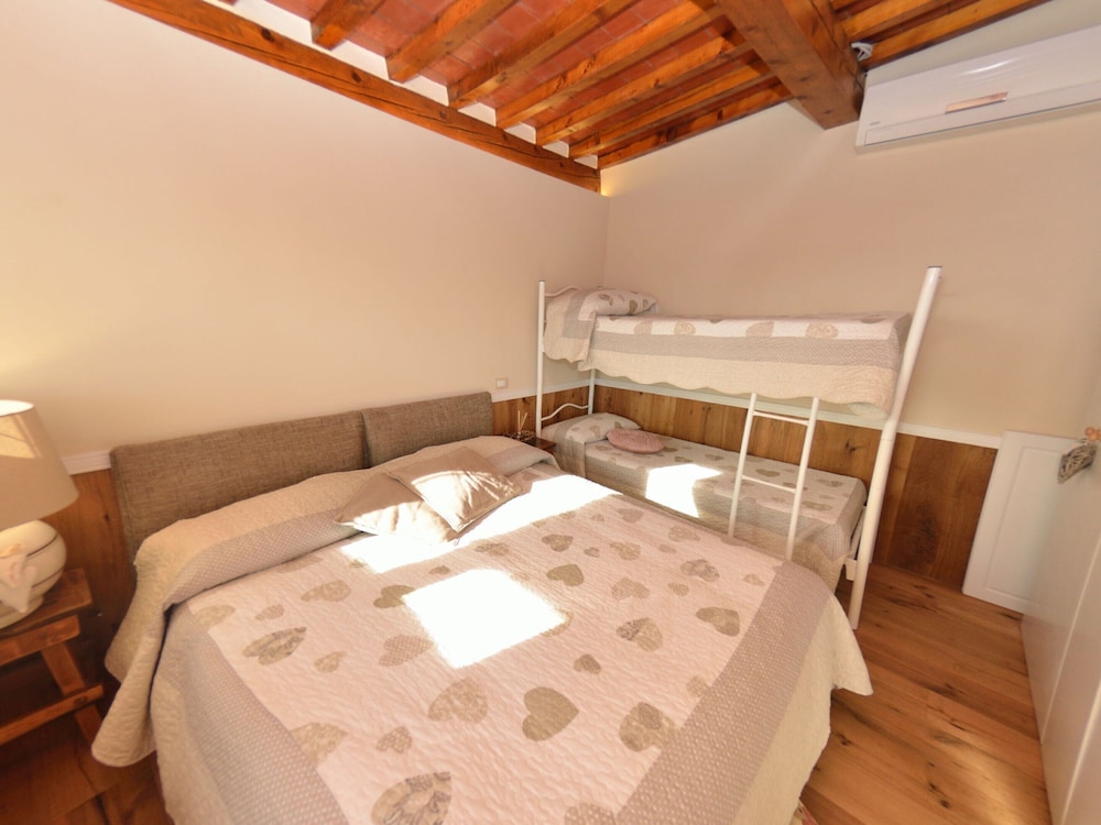 House photo 2