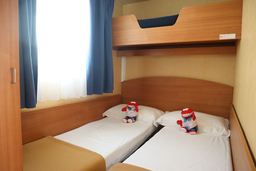 Deluxe Mobile Home (Grand) photo 2