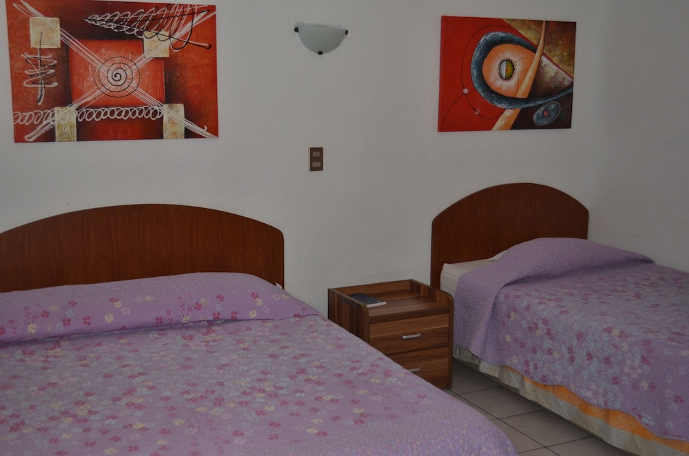Executive Double Room, Multiple Beds, Non Smoking photo 3