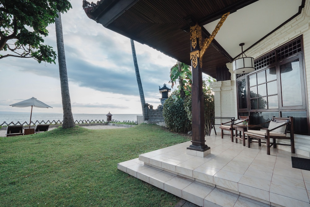 Ocean Facing Cottage - Photo 3