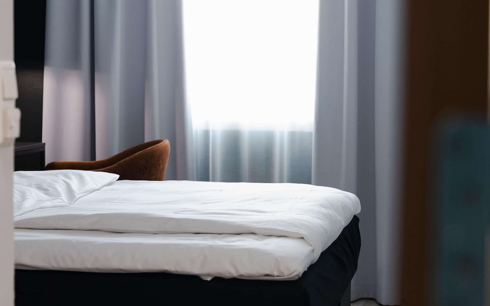 Standard Room, 2 Twin Beds, Non Smoking - Photo 3