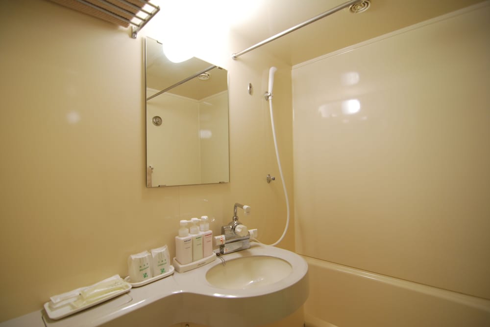 Double Room, Non Smoking (Bed width 140cm) - Photo 5