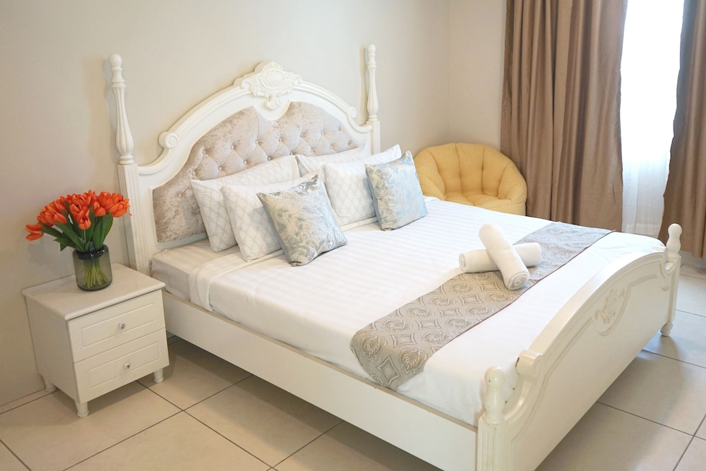 Double Room - Photo 3