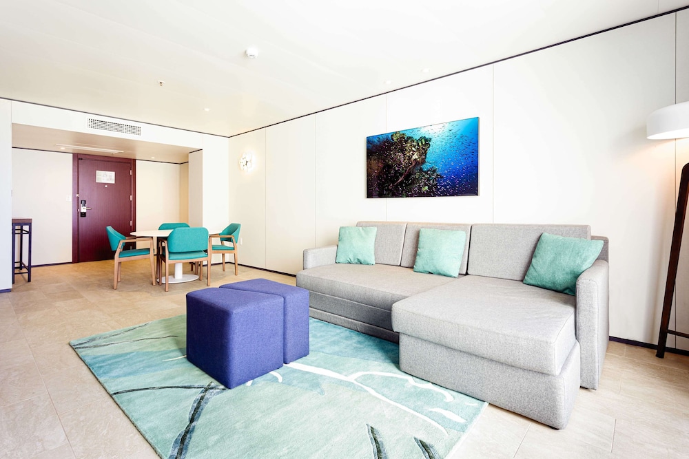 Executive Suite, 1 King Bed with Sofa bed, Ocean View (Ultimate Adults-Only One Bedroom Ocea)