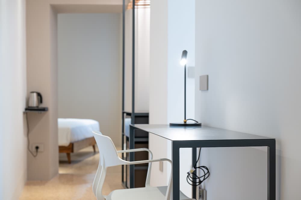Deluxe Room, City View