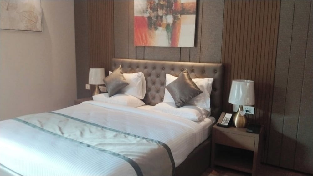 Executive Room photo 3