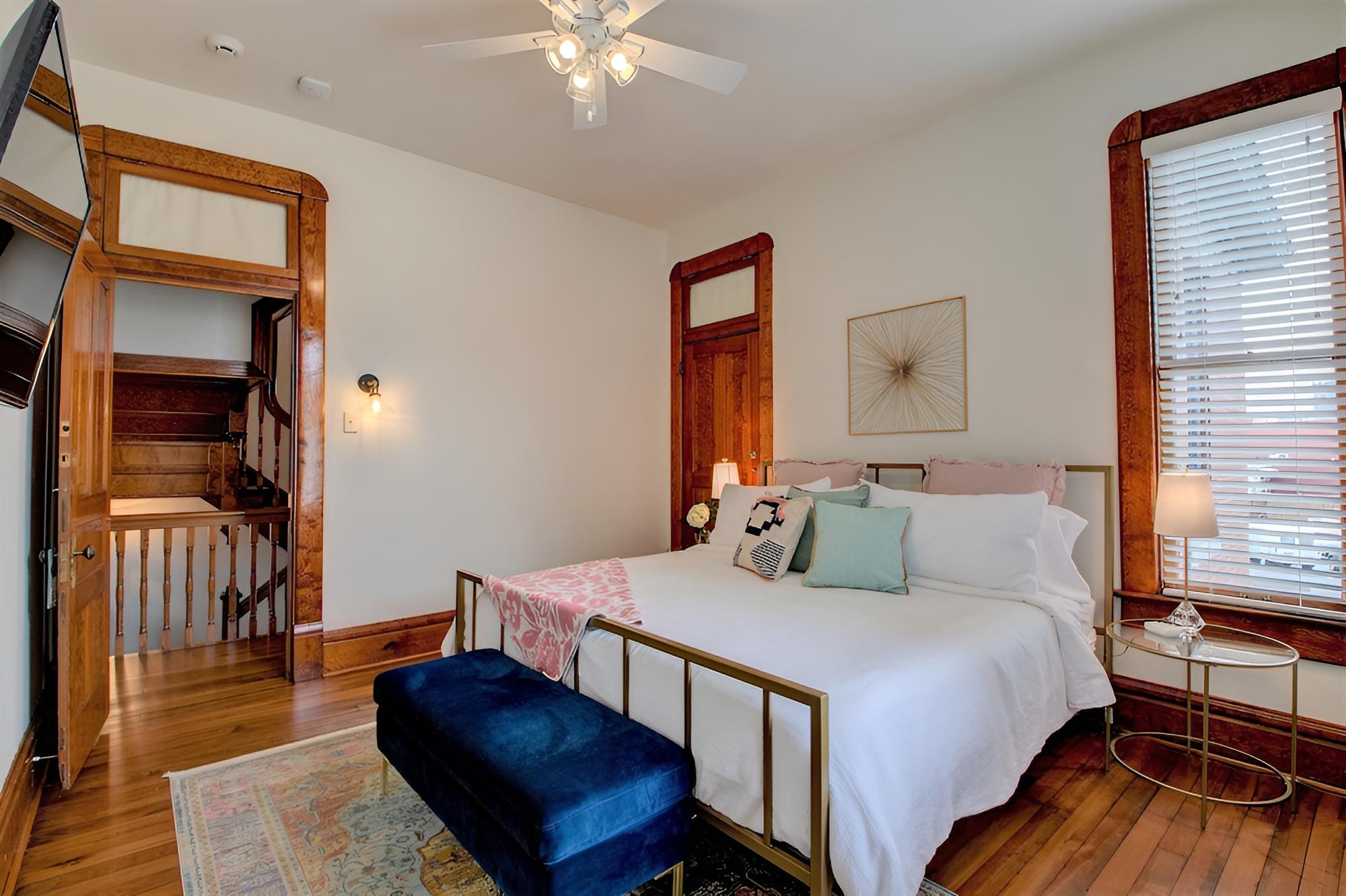 Magnolia Suite photo 3