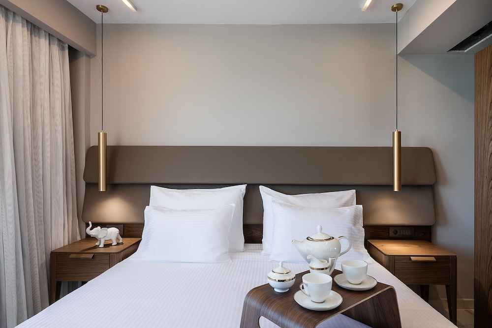 Nest Suite with 2 Bedrooms - Photo 4