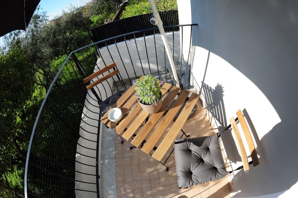 Quadruple Room (Terra) photo 2