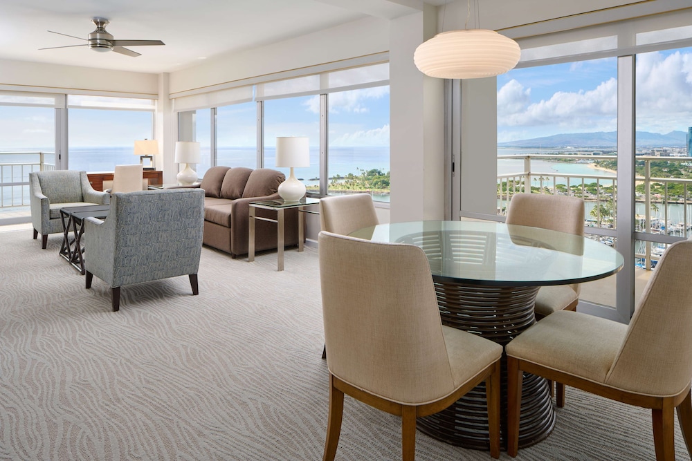 Luxury 2BR Oceanfront photo 3
