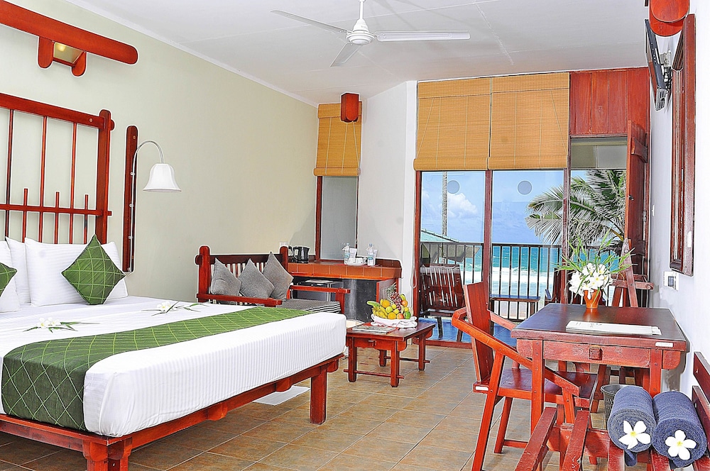 Standard Double Room, 1 King Bed, Sea View photo 1