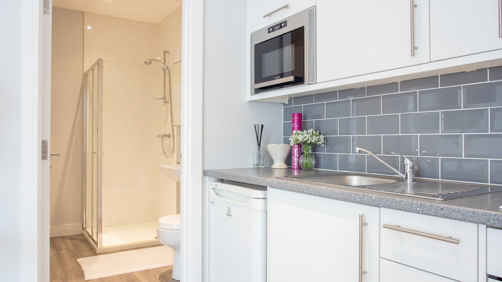 Apartamento Moderno em Stratford Upon Avon com Estacionamento, Wifi e Netflix, Fotografia 15
