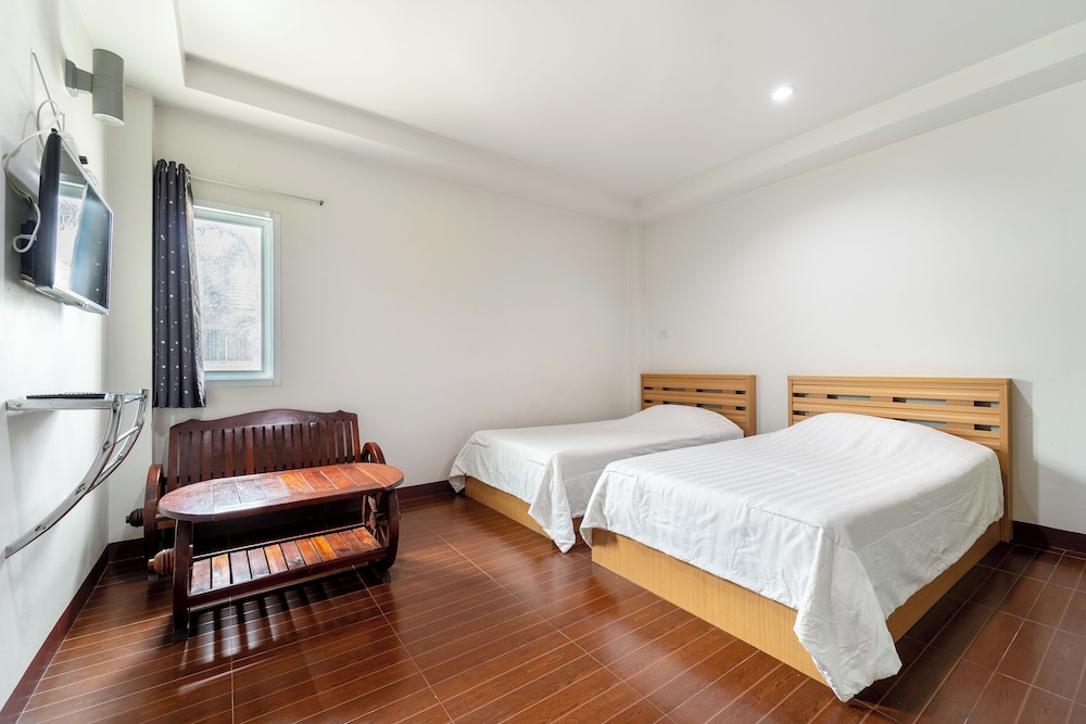 Deluxe Twin (Resort Two Bedroom)