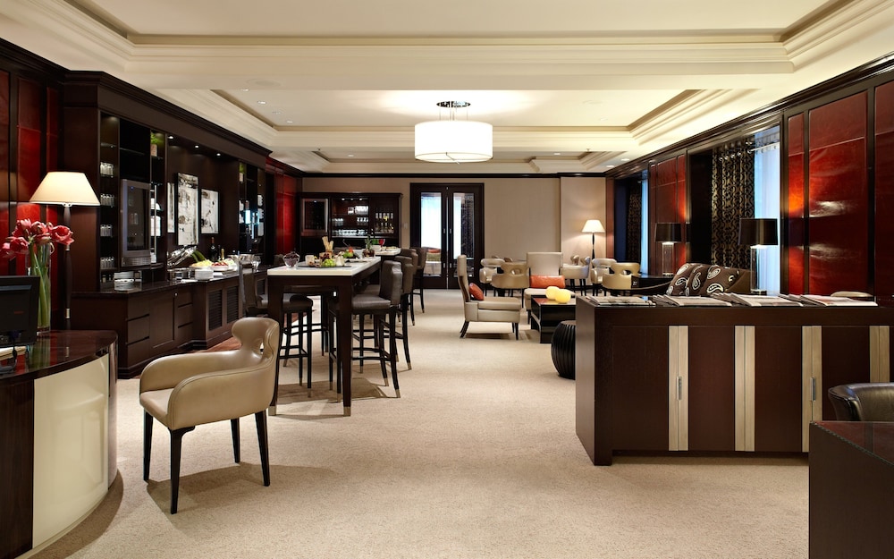 Club Room, 2 Double Beds, Accessible, Club Lounge Access (Accessible Bathtub) photo 3