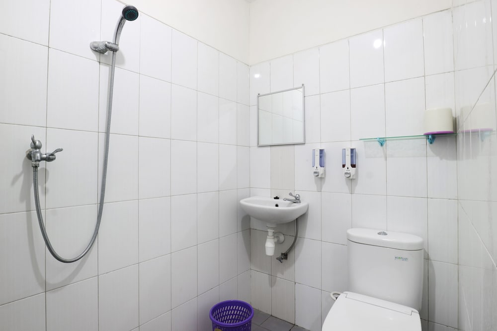 Standard Room, Shared Bathroom photo 2