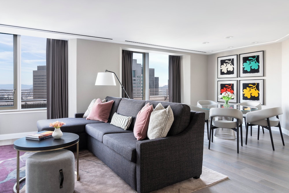Suite, Terrace (Embarcadero) thumbnail 5