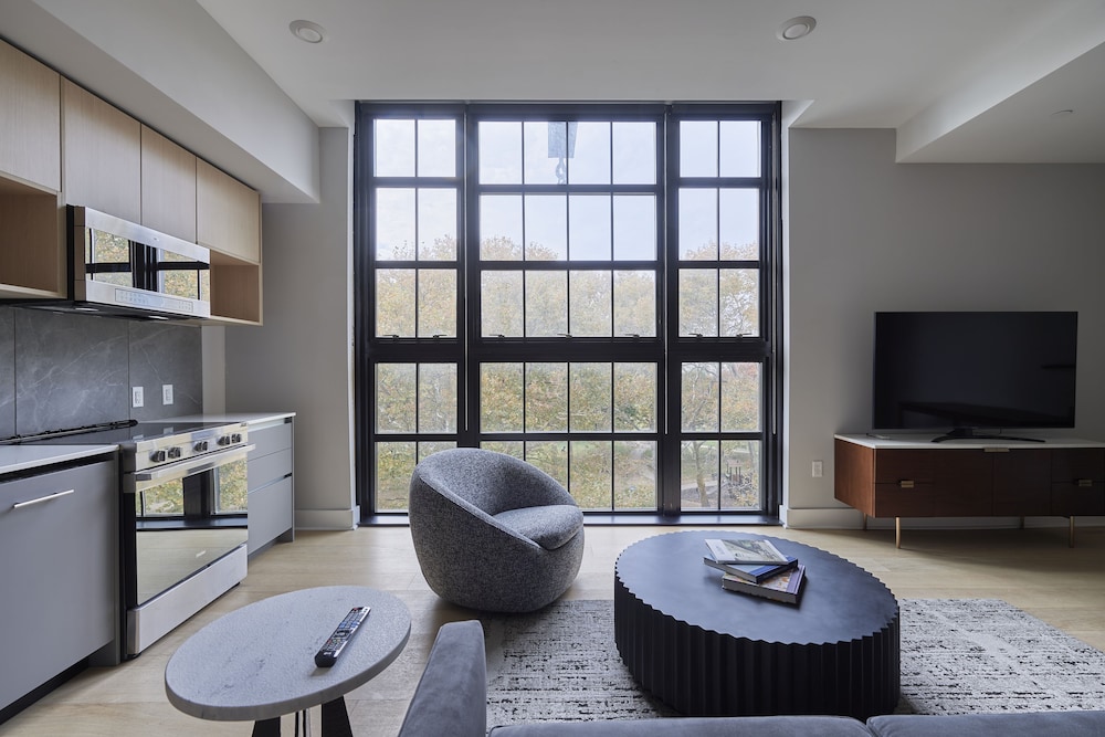 Premium Suite, 1 King Bed with Sofa bed