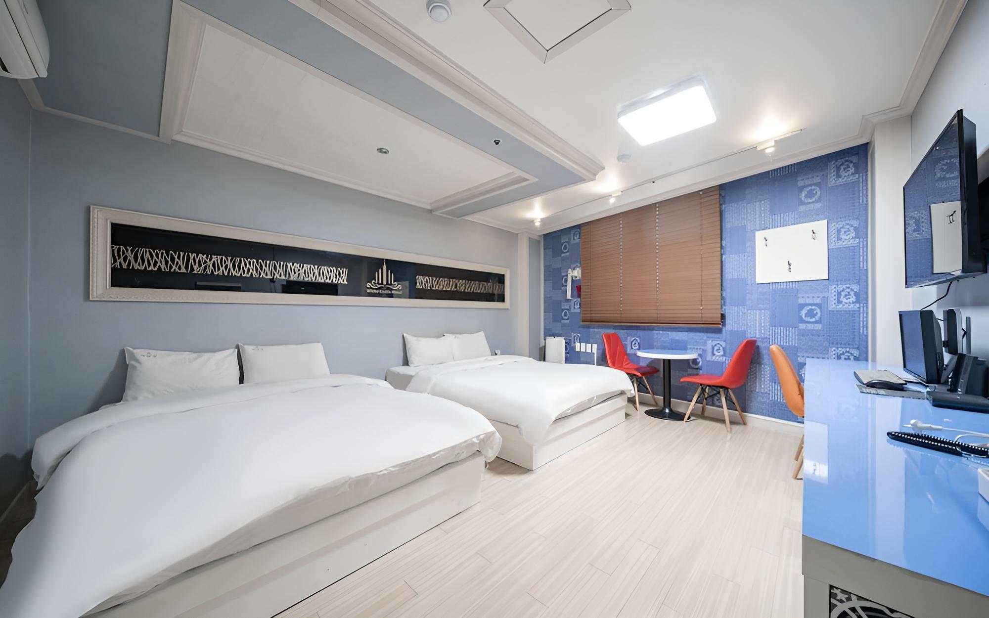 Room (Business-Twin Room (Netflix)) photo 1