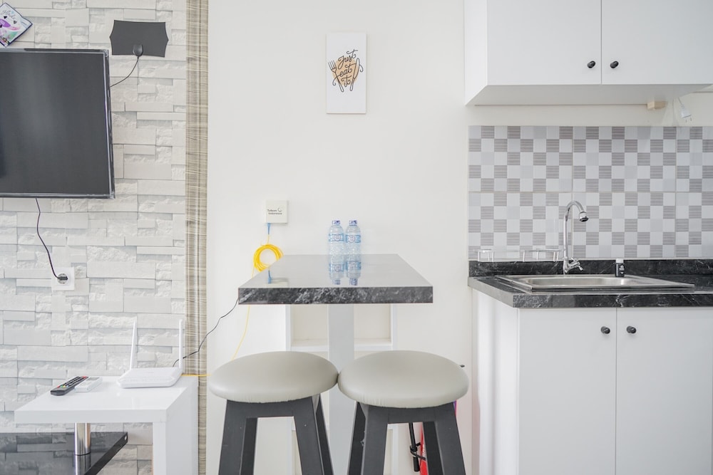 Apartment, Non Smoking, Kitchenette photo 3