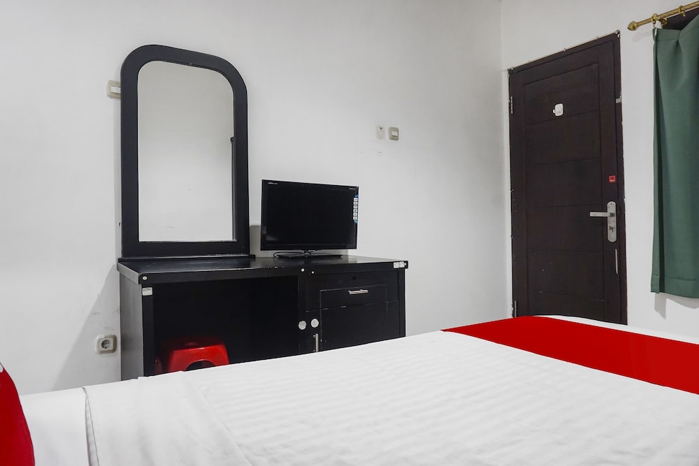 Standard Double Room - Photo 11