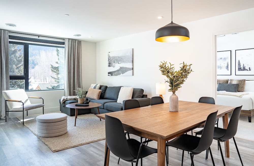 Condo photo 1