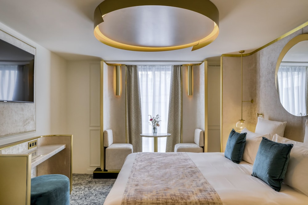 Deluxe Twin Room photo 2