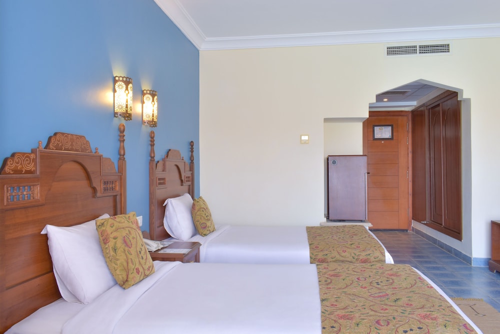 Available room thumbnail 5