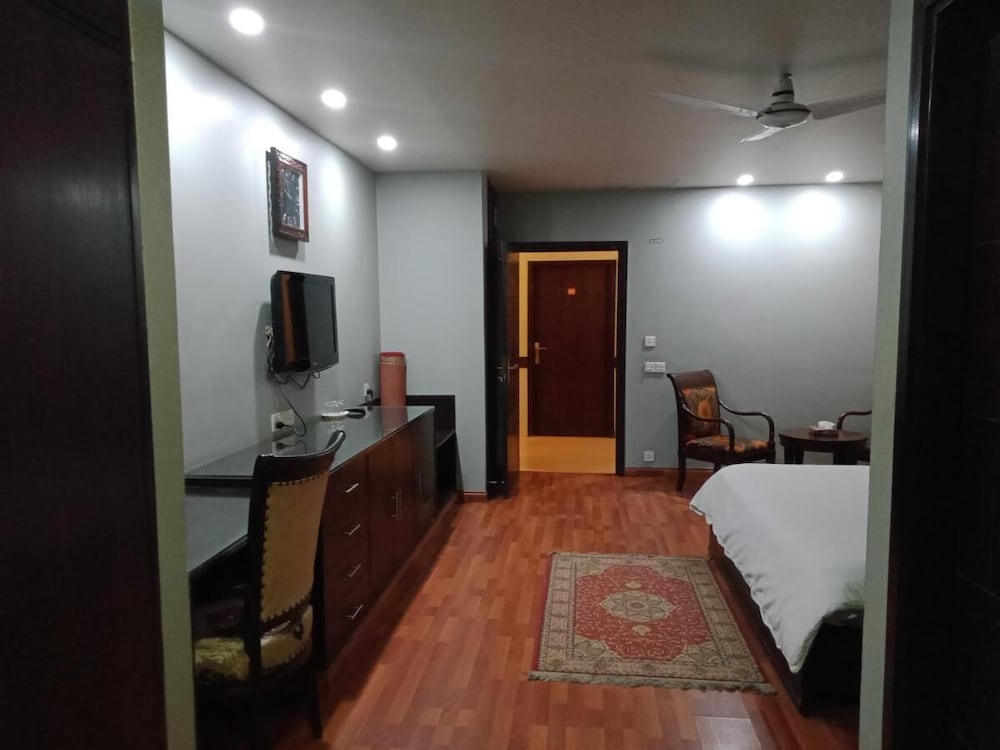 Deluxe Double Room - Photo 1