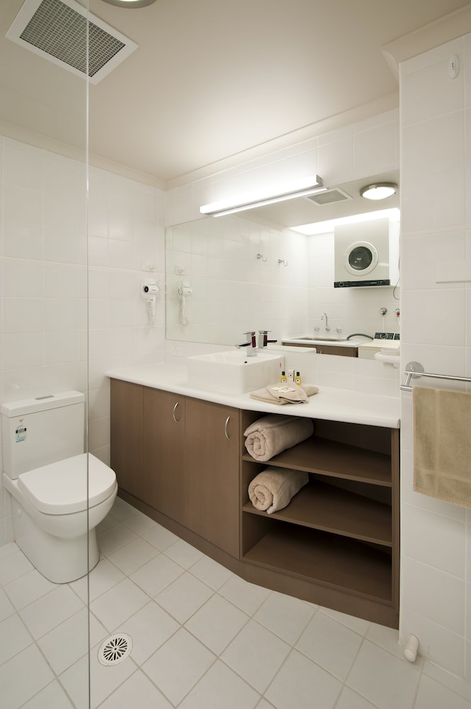 Premier Suite, 1 King Bed, Balcony, Ocean View photo 3