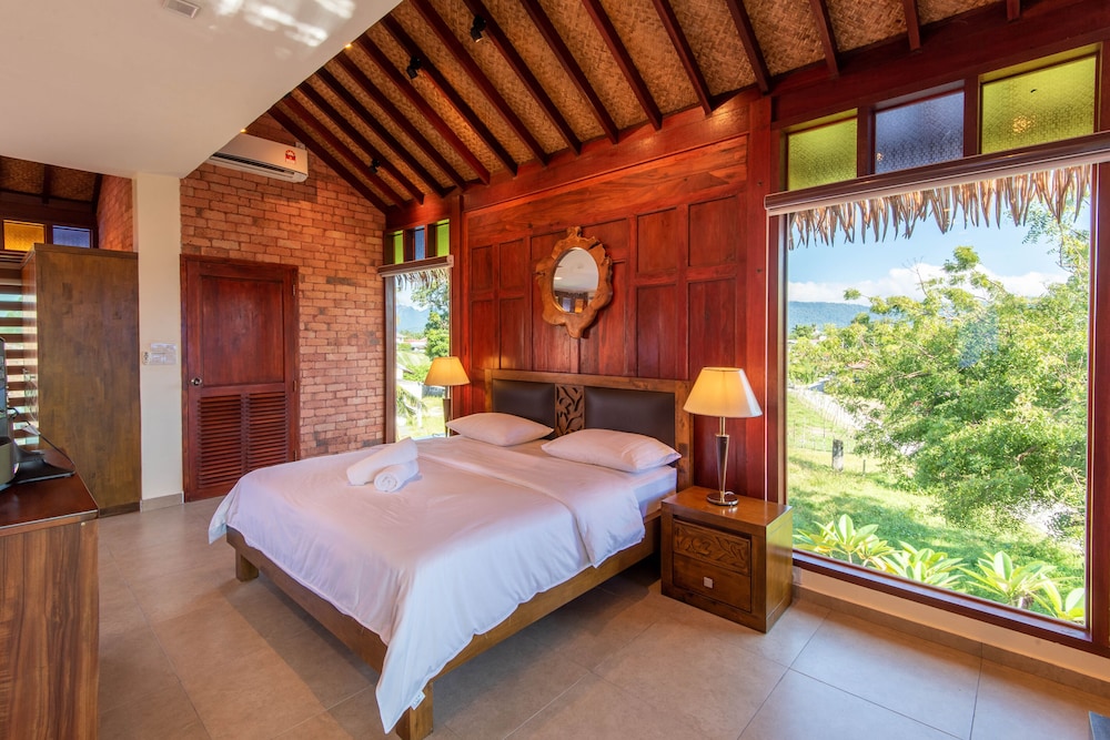 Royal Orchid Villa - Photo 43