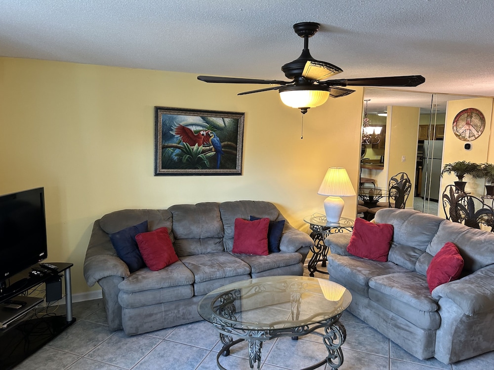 Townhome, 2 Bedrooms