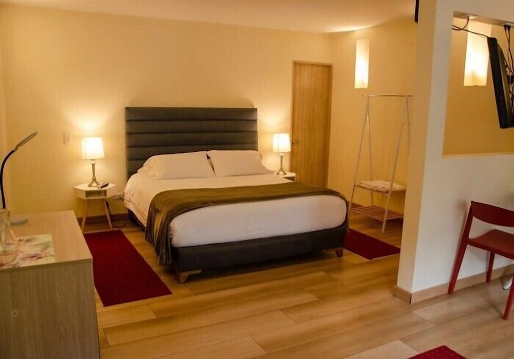 Deluxe Quadruple Room, Pool View photo 3