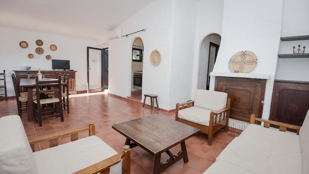 Villa photo 1