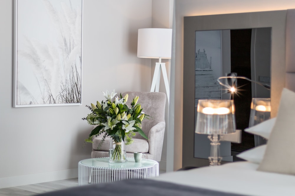 Executive Suite, 1 Bedroom, Terrace, City View photo 3