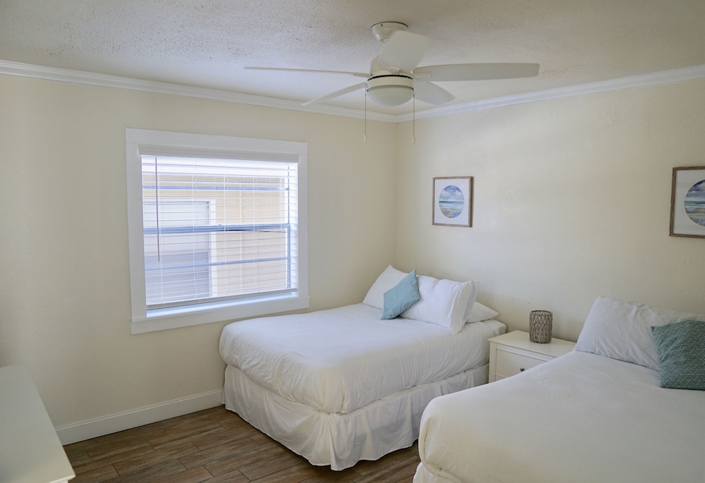 Suite, 1 Bedroom (Gulf Side) photo 1