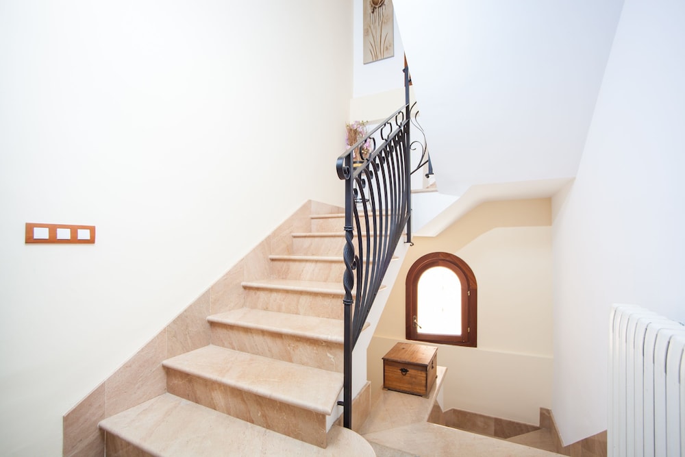 Villa photo 3