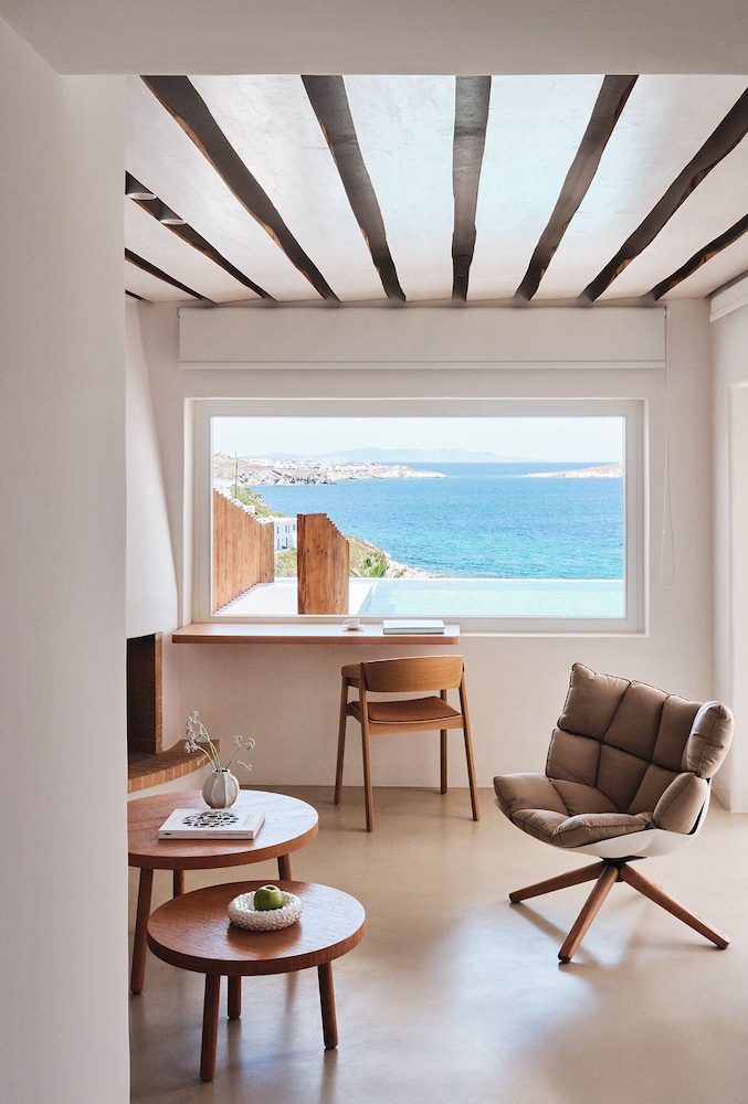 Bill&Coo Suite with Infinity Pool and Sea View - Photo 8