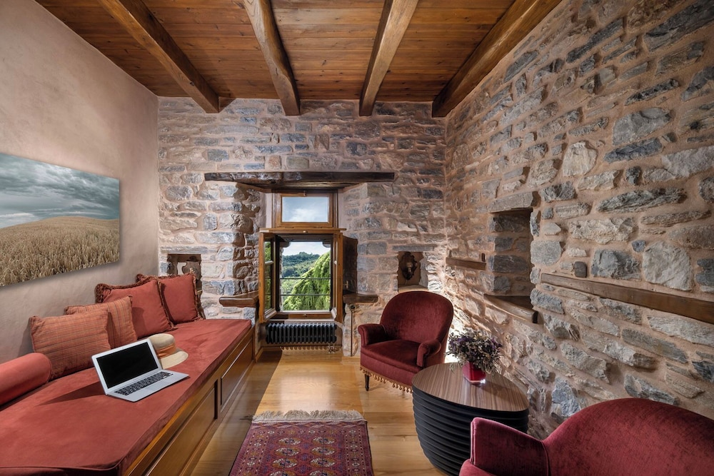 Premium Suite - Amalthea photo 3