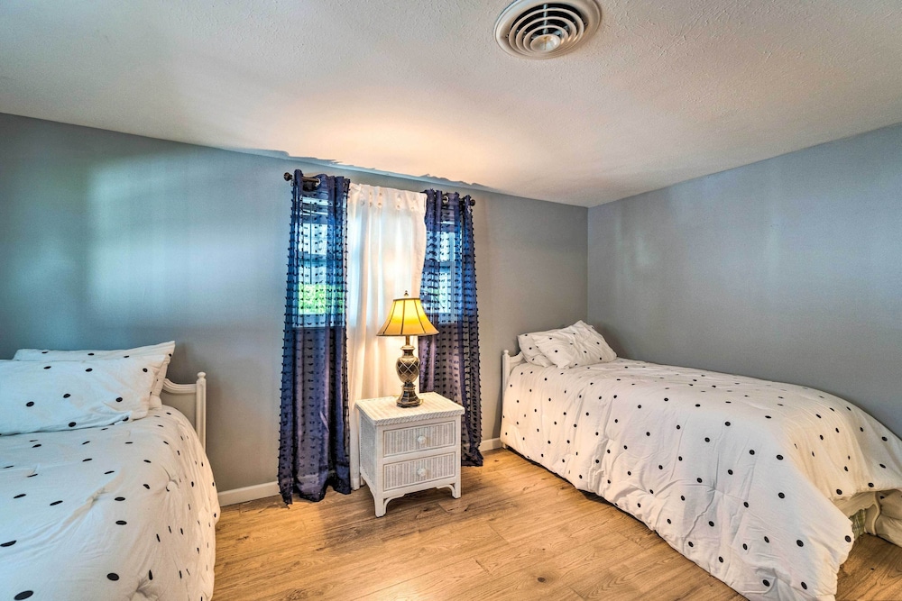 House (2 Bedrooms) photo 2