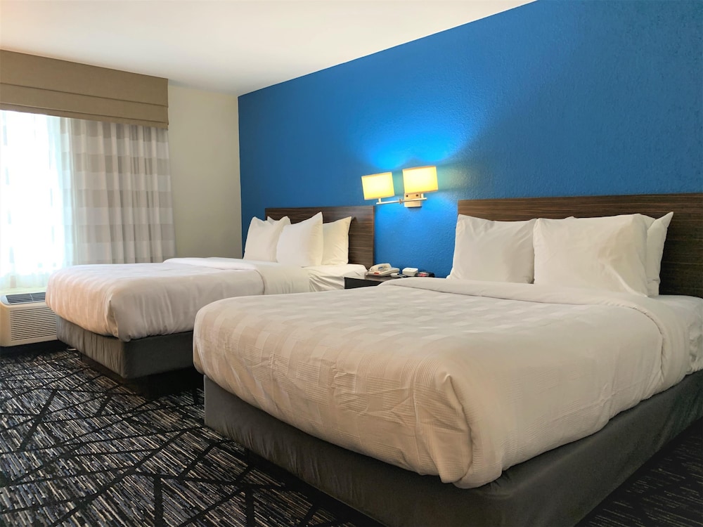 Standard Room, 2 Queen Beds, Accessible, Bathtub photo 1