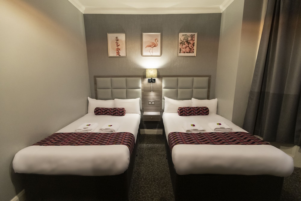 Quadruple Room photo 3