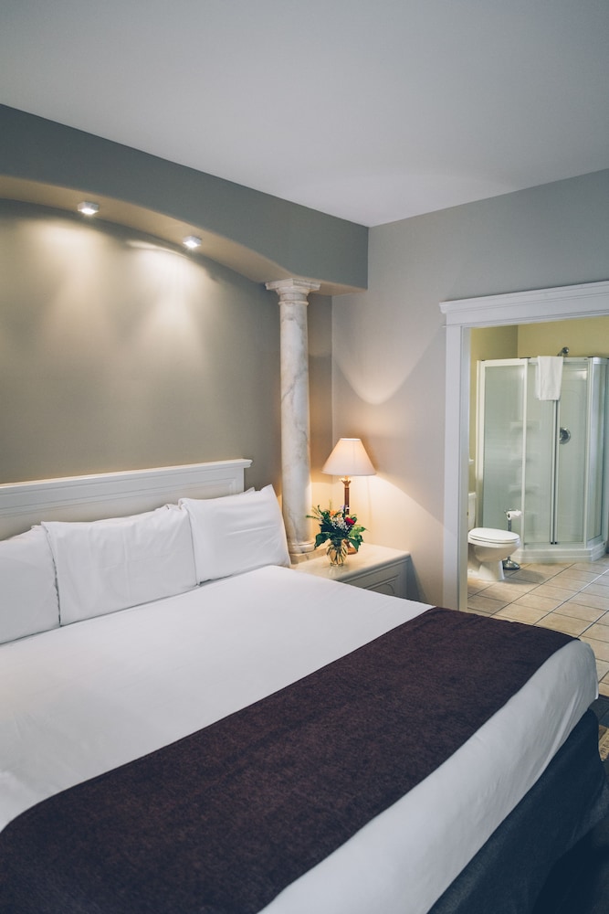 Romantic Suite, 1 King Bed - Photo 1