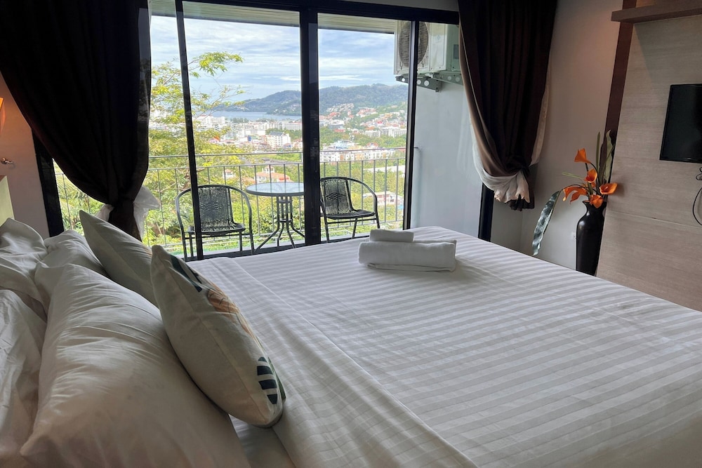 Superior Room, Sea View - Photo 2