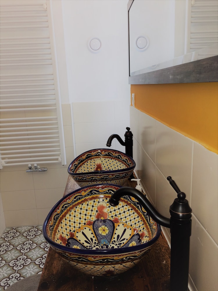 Double Room, Ensuite (Mexico Room) photo 3