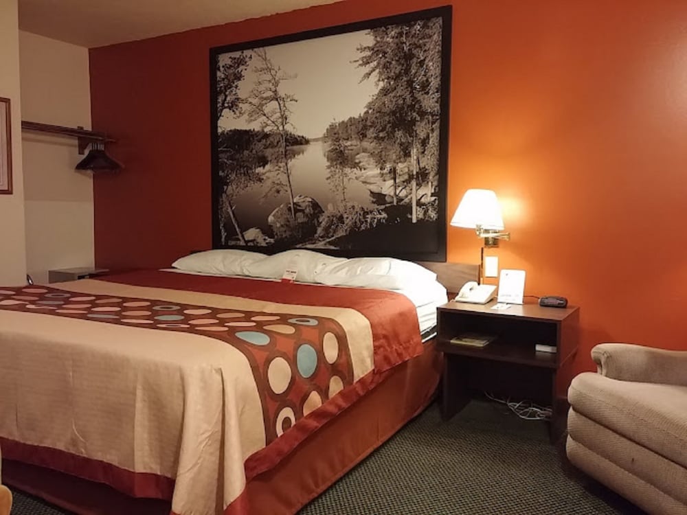 Room, 1 Queen Bed, Non Smoking - Photo 1