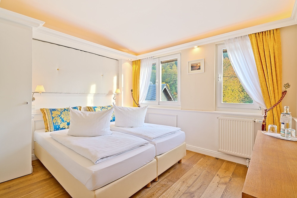 Economy Double Room photo 3