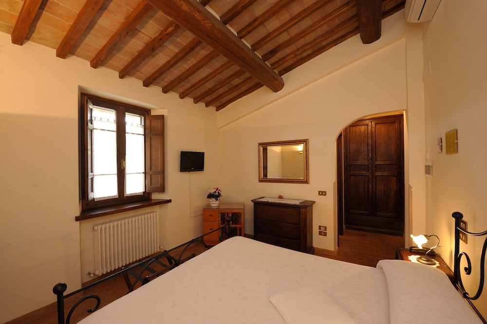Classic Double Room - Photo 7
