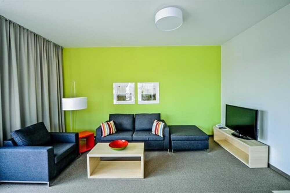 Apartment, 2 Twin Beds, Balcony (Kitchenette) thumbnail 5